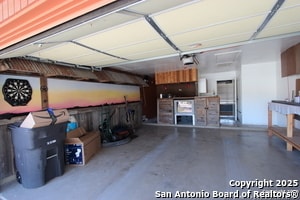 Building Photo - 4802 Canary Cir