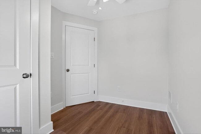 Building Photo - 344 Grove St