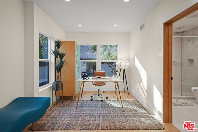 Building Photo - 665 McCadden Pl