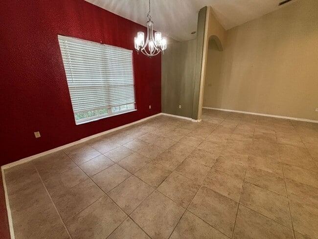 Building Photo - 15425 Sonora Dr