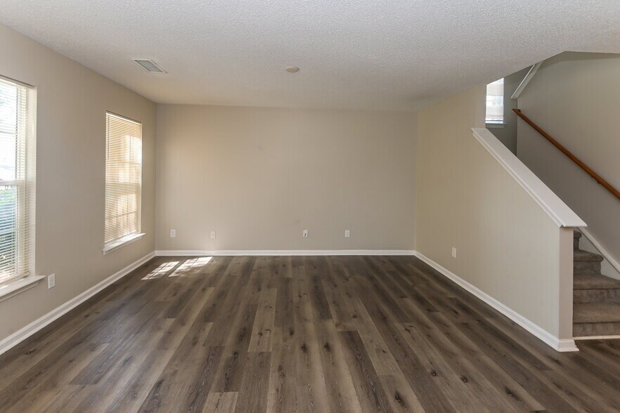 Building Photo - 3126 Mallard Forest Dr