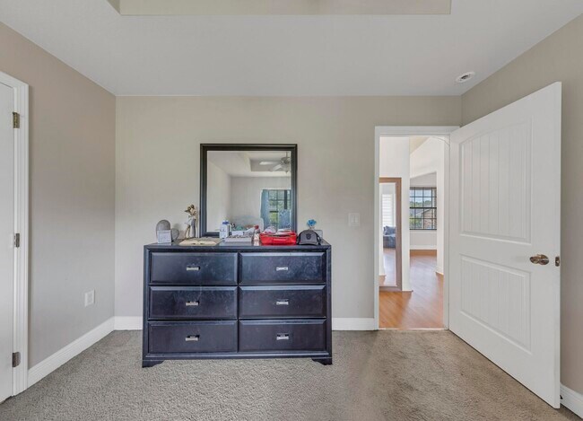 Building Photo - 131 Bronze Cir