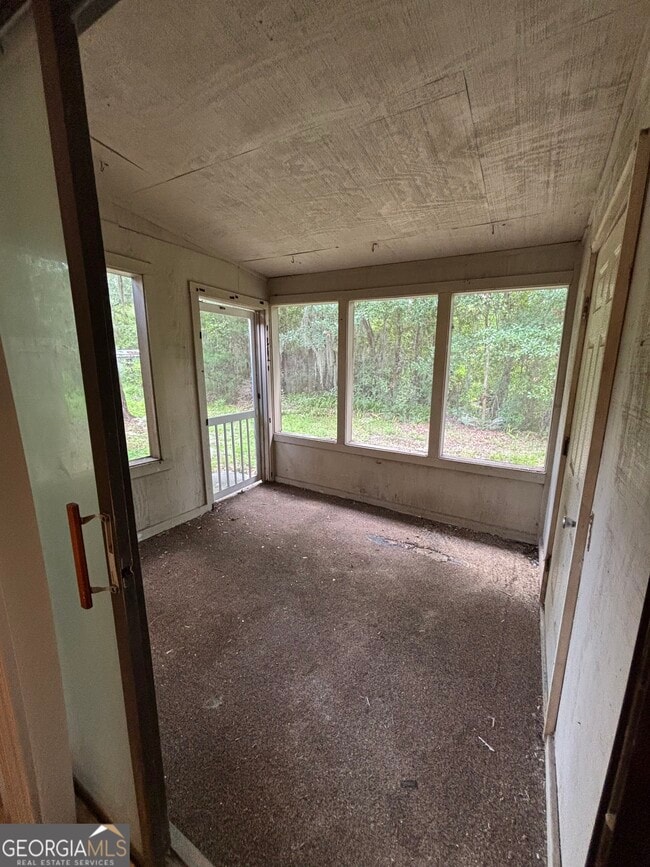 Building Photo - 207 Admiral's Walk Dr
