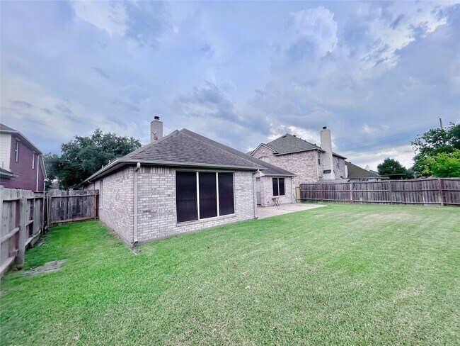 Building Photo - 5018 Rocky Manor Ln