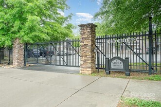 Building Photo - 1512 Seigle Ave