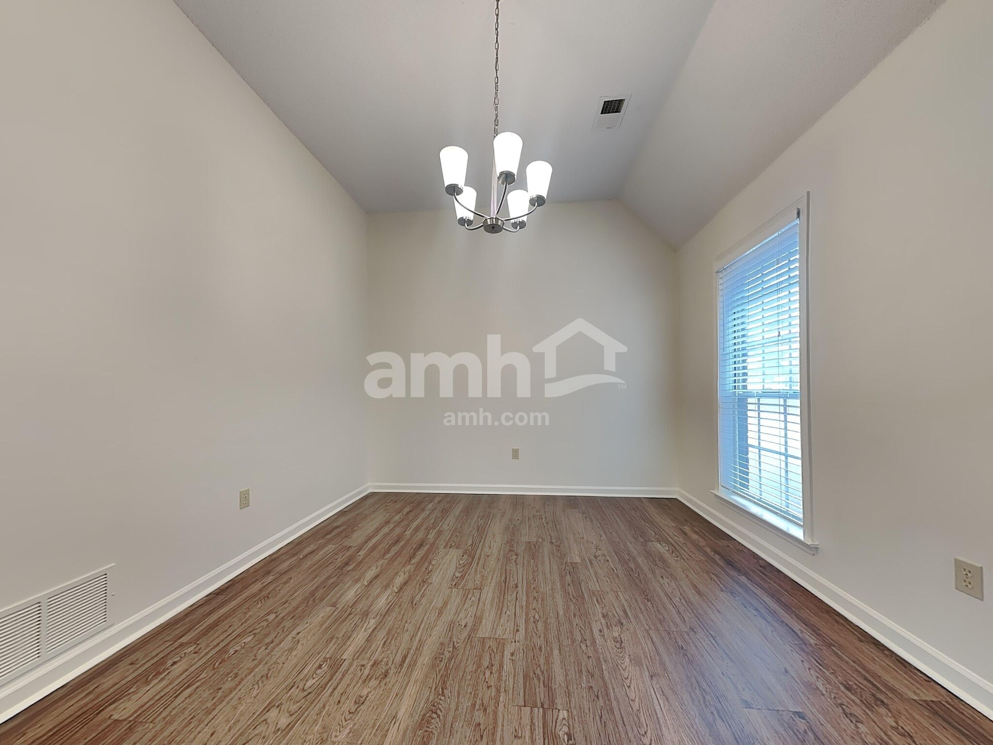 Building Photo - 4343 Shiney Point Cv