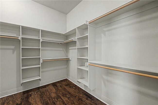 Building Photo - 3503 SW Baybridge Cove