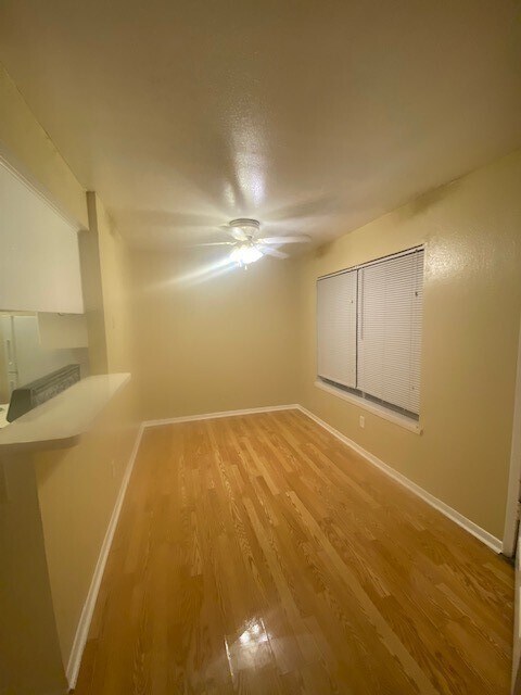 Building Photo - 3206 Lobit Dr