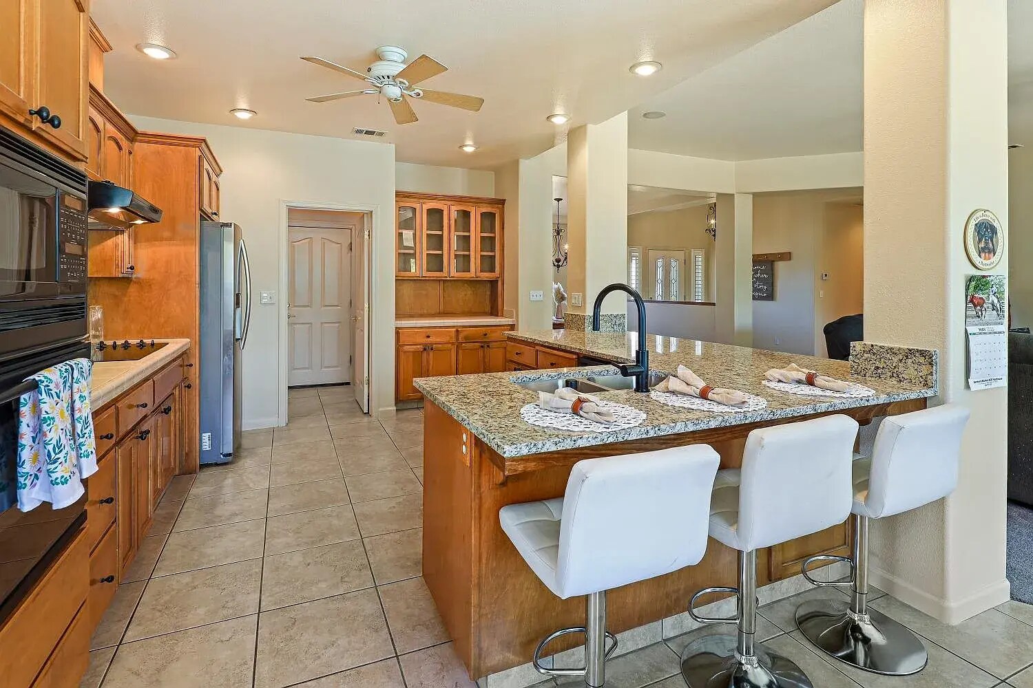 Building Photo - 689 Saint Andrews Rd