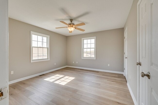 Building Photo - 14251 Lariat Lp