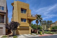 Building Photo - 9350 Hopcroft Ave
