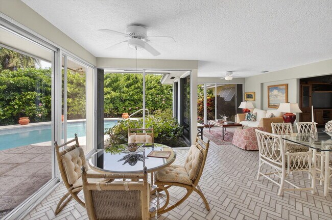 Building Photo - 30 Spanish River Dr