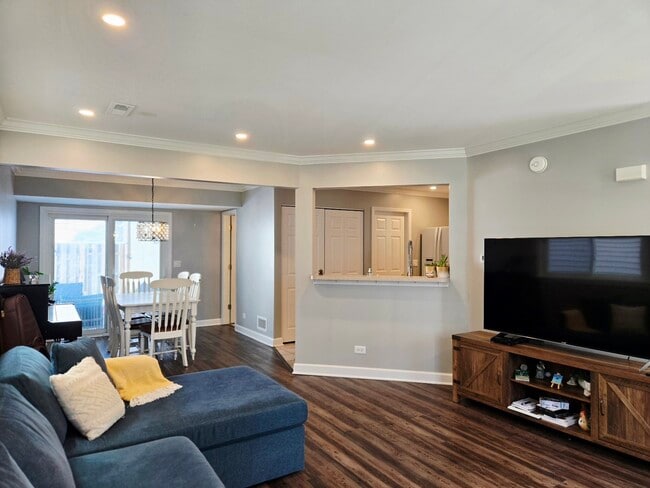 Building Photo - 116 Presidential Blvd