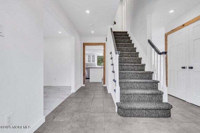 Building Photo - 34 Birmingham Dr