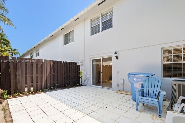 Building Photo - 1774 SW 81st Ln