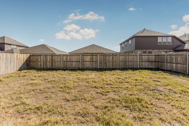 Building Photo - 8316 E County Rd 113