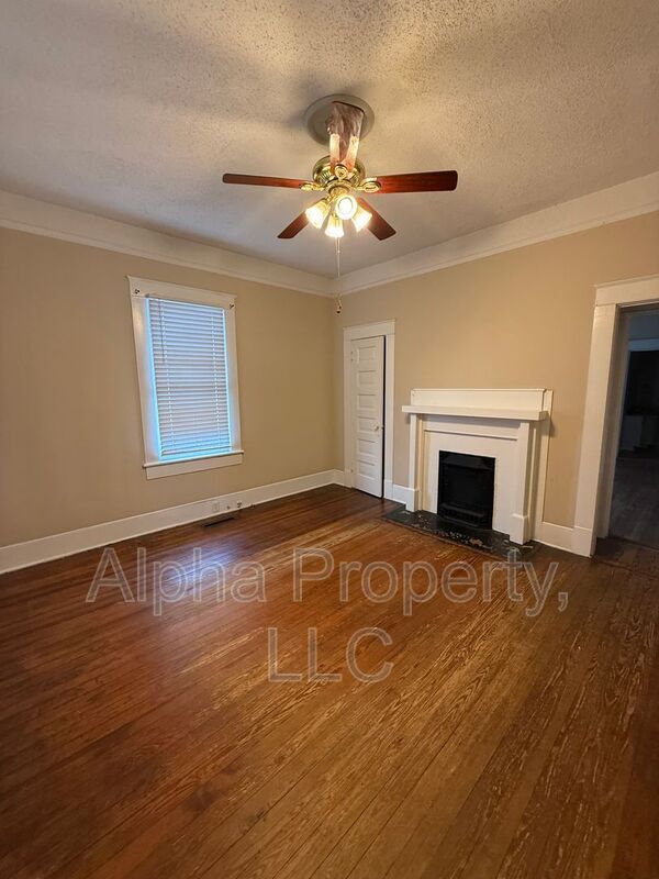 Building Photo - 513 Lucas Ct