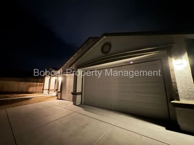 Building Photo - 925 Cranfield Ct