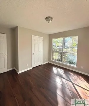 Building Photo - 135 Oak Pointe Trail