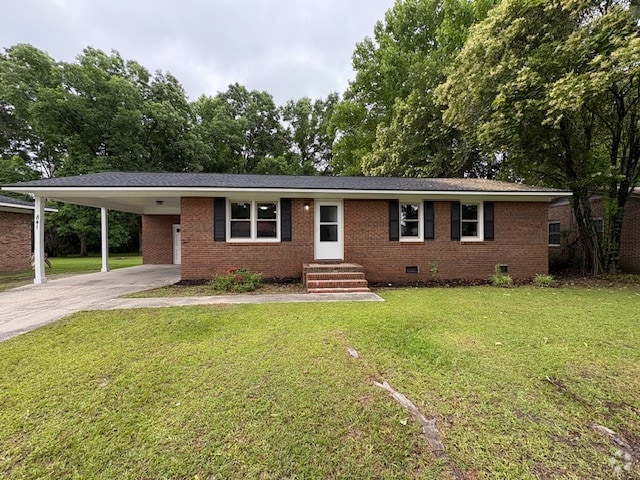 Building Photo - 841 Pinewood Dr