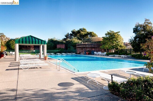 Building Photo - 1301 Quarry Ct