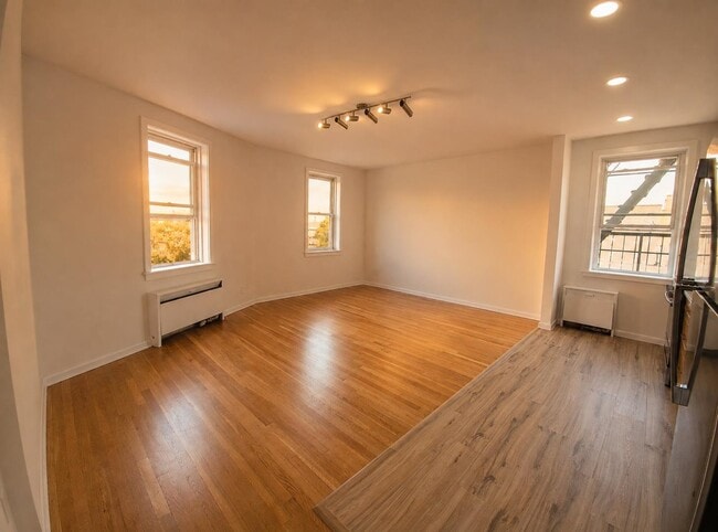 Building Photo - 1700 John F. Kennedy Blvd