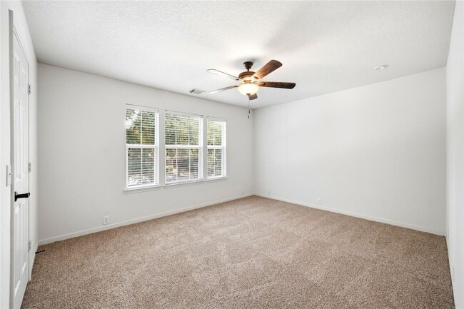 Building Photo - 727 Cypresswood Ridge