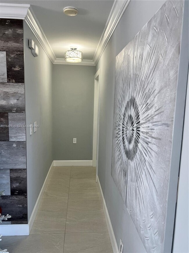 Building Photo - 5510 Bayview Dr