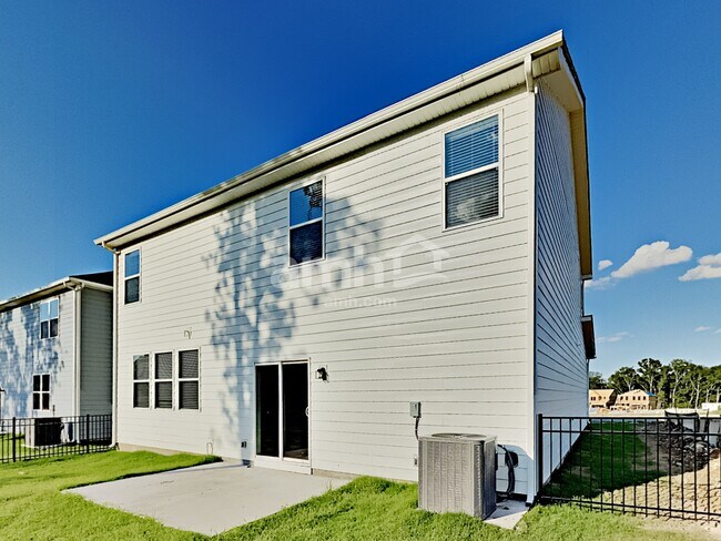 Building Photo - 4318 Spregan Way