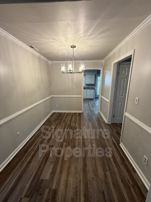 Building Photo - 508 Mulligan Dr