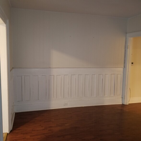 Building Photo - 576 Potomac Ave