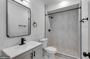 Building Photo - 3962 Parrish St