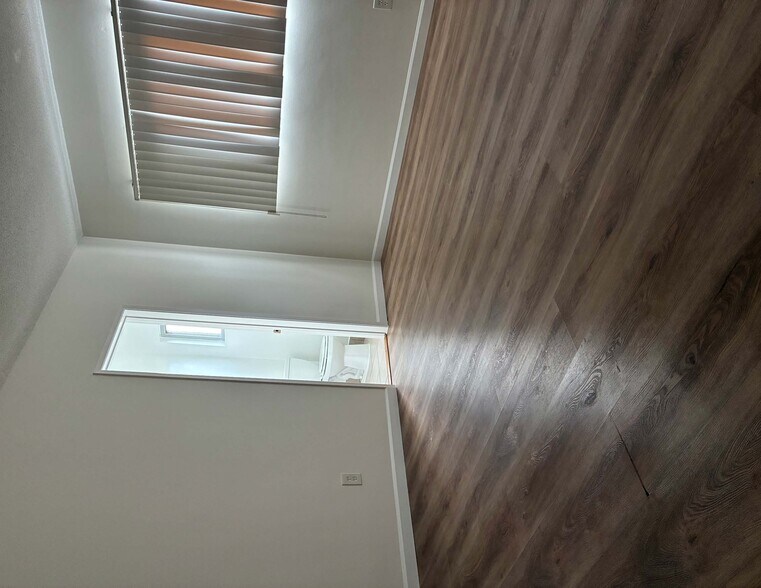 Building Photo - 5640 Fair Ave