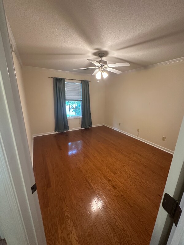 Building Photo - 568 Brookshire Way