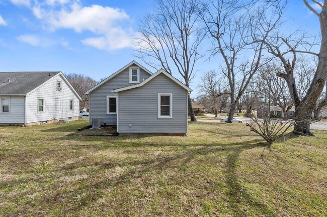 Building Photo - Charming home in Jackson, just minutes from Uptown!