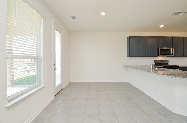 Building Photo - 4507 Kellmore Ct