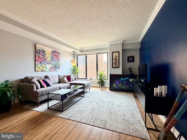 Building Photo - 1080 Wisconsin Ave NW