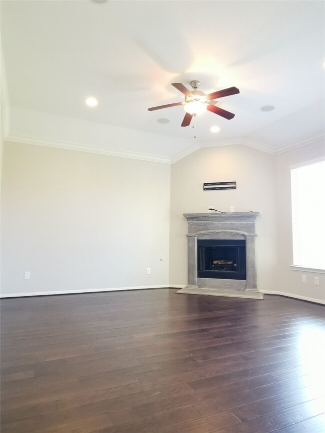 Building Photo - 23226 Verona View Ln