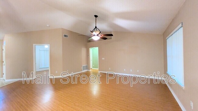 Building Photo - 7448 Chimney Pines Dr