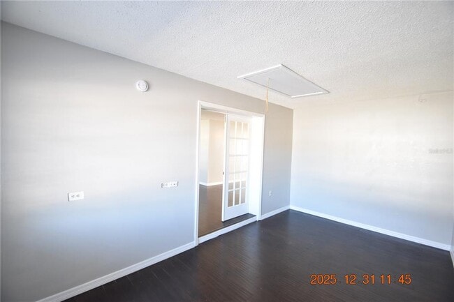 Building Photo - 1134 SE 2nd St