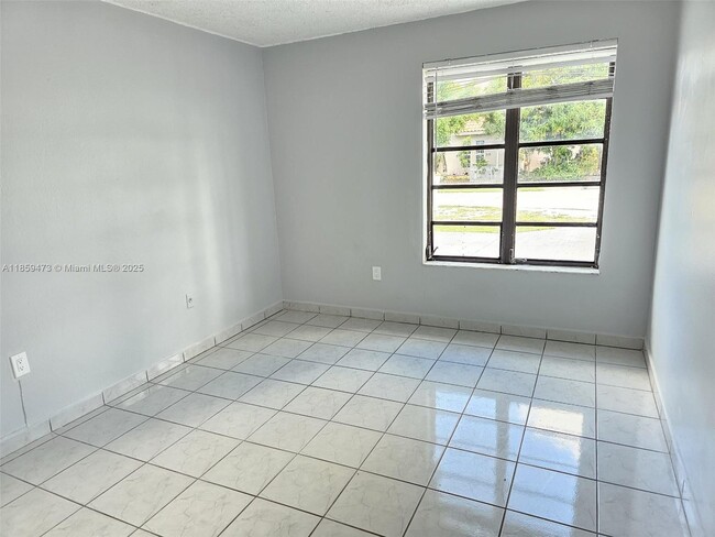 Building Photo - 13700 SW 18th Terrace
