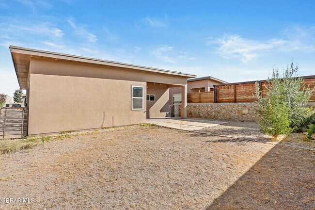 Building Photo - 14808 Harry Flournoy