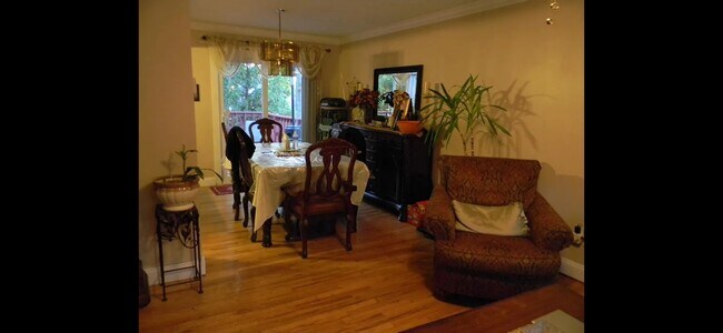 Building Photo - 1121 Glenwood Rd