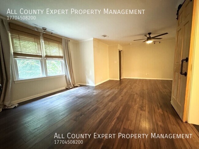 Building Photo - 11820 Highland Colony Dr