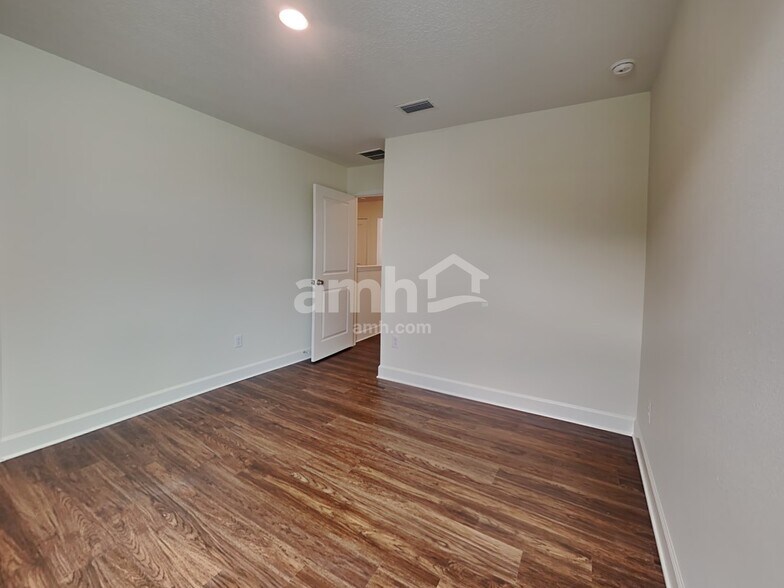 Building Photo - 1191 Tan Tara Trail