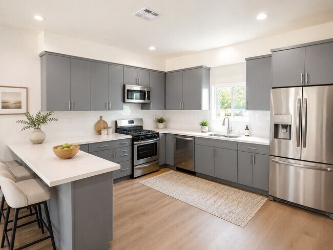 Building Photo - 6650 Leland Way