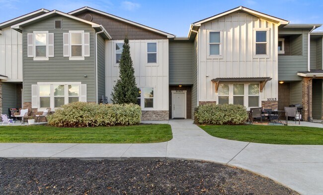 Primary Photo - 10307 W Carlton Bay Dr