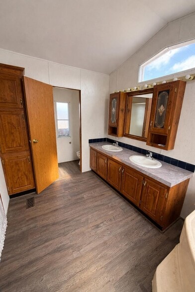 Building Photo - 5501 9th St