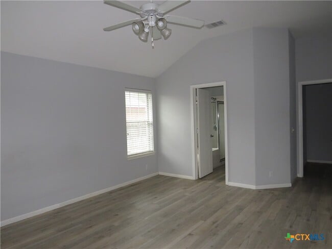 Building Photo - 18913 Leigh Ln