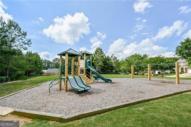 Building Photo - 100 Heritage Club Cir